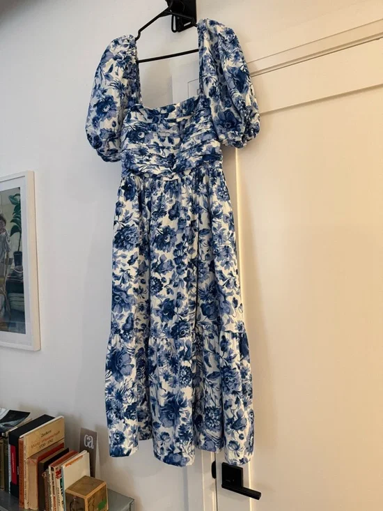 Abercrombie & Fitch Blue and White Floral Midi Dress - Picture 3 of 5